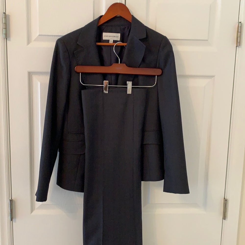 Jones New York suit